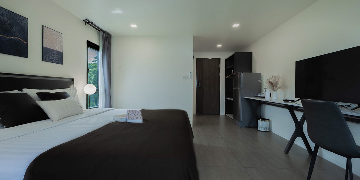 Deluxe King River View Room