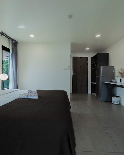 Deluxe King River View Room